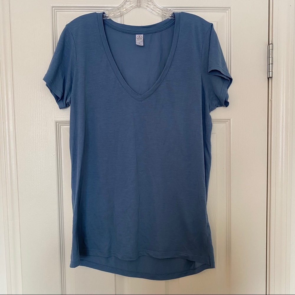 V neck t-shirt